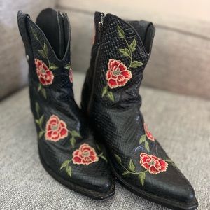 Liberty Black Adela Rose Embroider Boots!